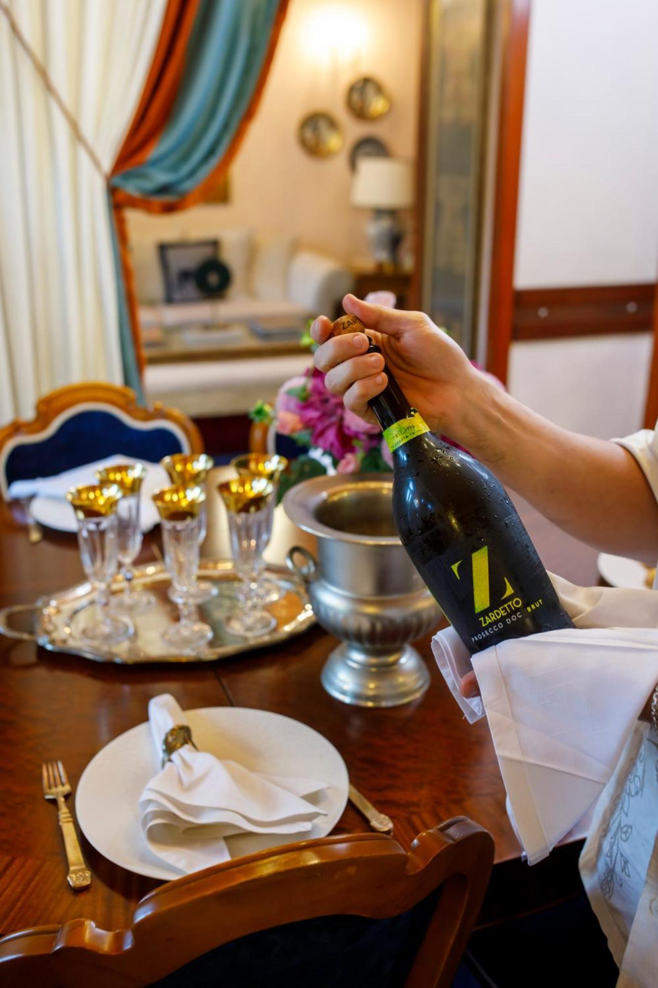 אדאנה Hotel Bosnali מראה חיצוני תמונה